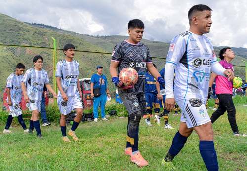 Castle FC termina invicto y lidera en Tomayquichwa