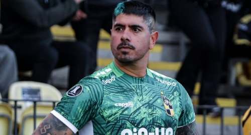 Arquero Coquimbo minimizó Monumental: ¿calentó la previa ante Universitario?