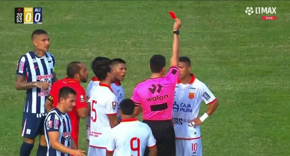 ¡Imprudencia! Roja a Paulo de la Cruz de Alianza Lima ante Grau