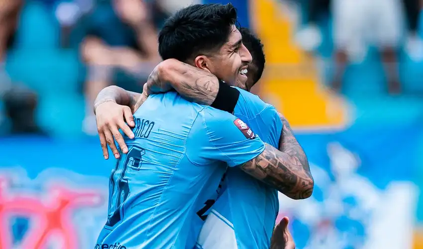 Cristal vuelve al triunfo y escala en la tabla