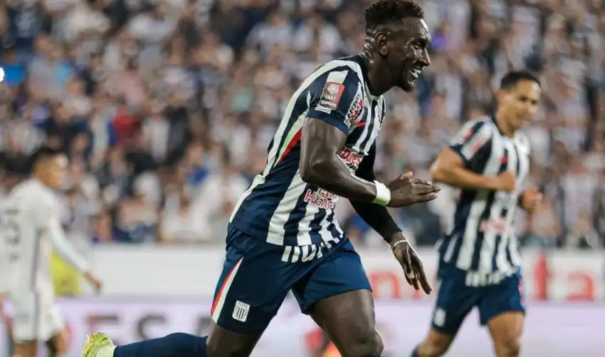 Alianza sigue firme en la punta