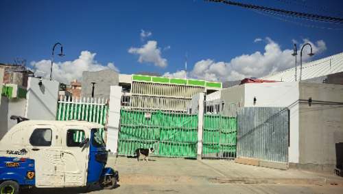 Construcción del Illathupa llega al plazo final con obreros sin cobrar y accesos cerrados