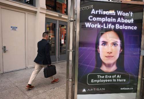 El artista KC Green llega a un acuerdo con el startup Artisan de inteligencia artificial