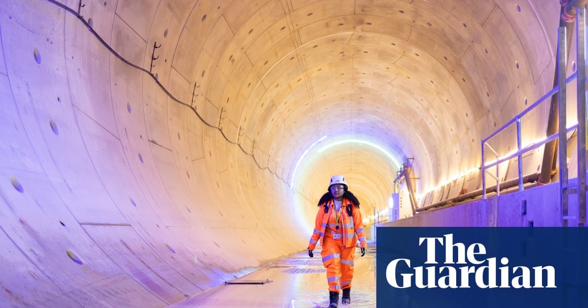 Gobierno admite: Tren costará £102 mil millones, llega recién 2039