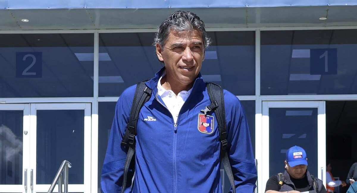 Alianza Universidad despide a Juan Carlos Bazalar por malos resultados