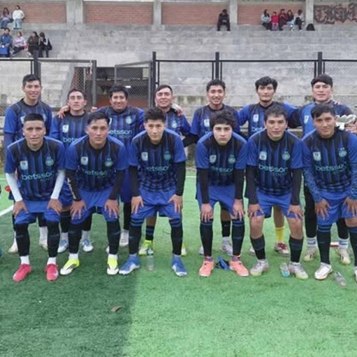 Hermilio Valdizán gritó campeón
