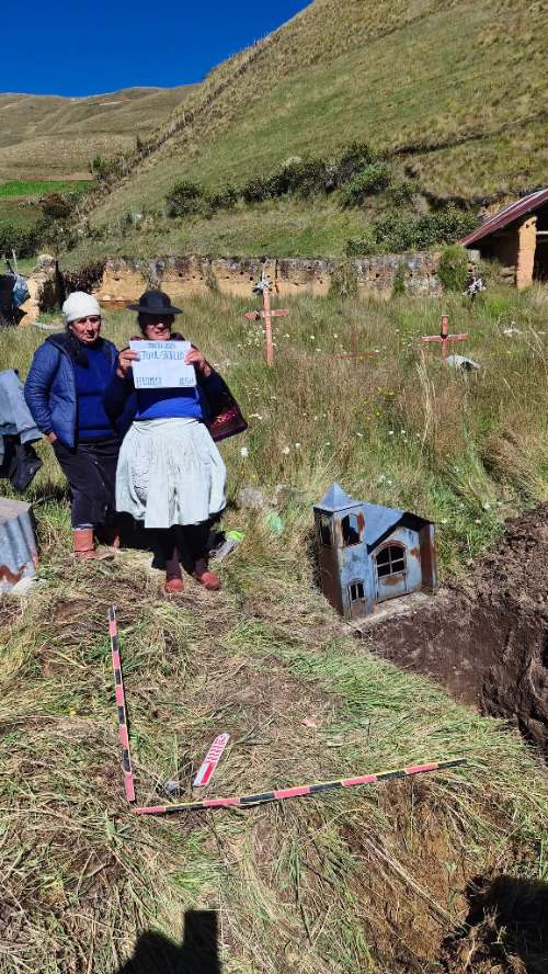 Fiscalía exhuma restos de víctimas asesinadas por Sendero Luminoso en 1992
