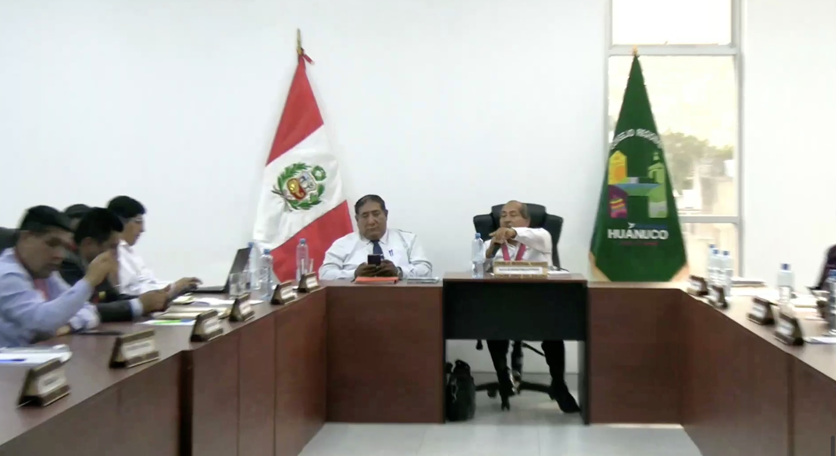 Concejo Regional cuestiona centralismo de maquinaria pesada ante crisis vial