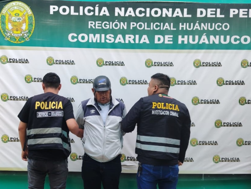 Director de colegio investigado por agravio de 9 alumnas fue capturado en Huánuco