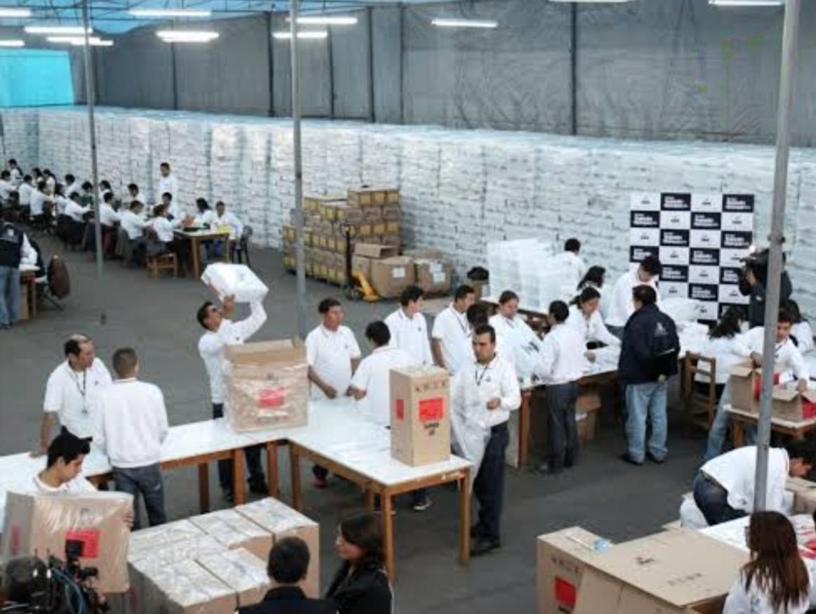 Contraloría amplía revisión sobre fallas electorales y contratos logísticos