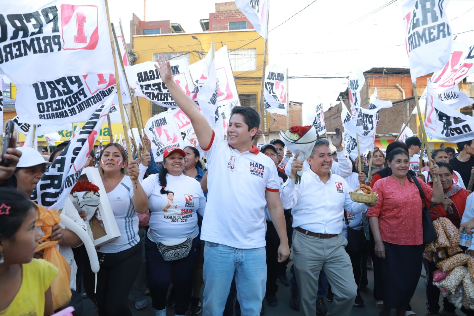Hadi Pulgar abre campaña en Amarilis con propuesta ecológica y tecnológica