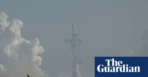 SpaceX lanza cohete gigante en histórica prueba