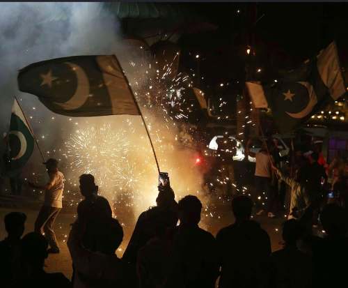 India y Pakistán acuerdan alto el fuego tras cuatro días de máxima tensión militar