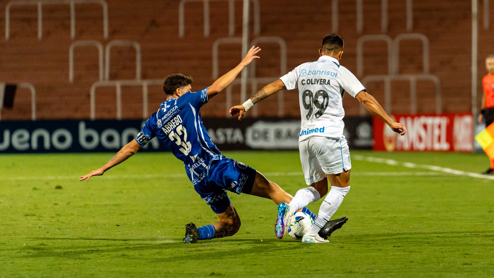 Cruzeiro golea 4-0 a Barcelona SC en el Mineirão por la Copa Libertadores