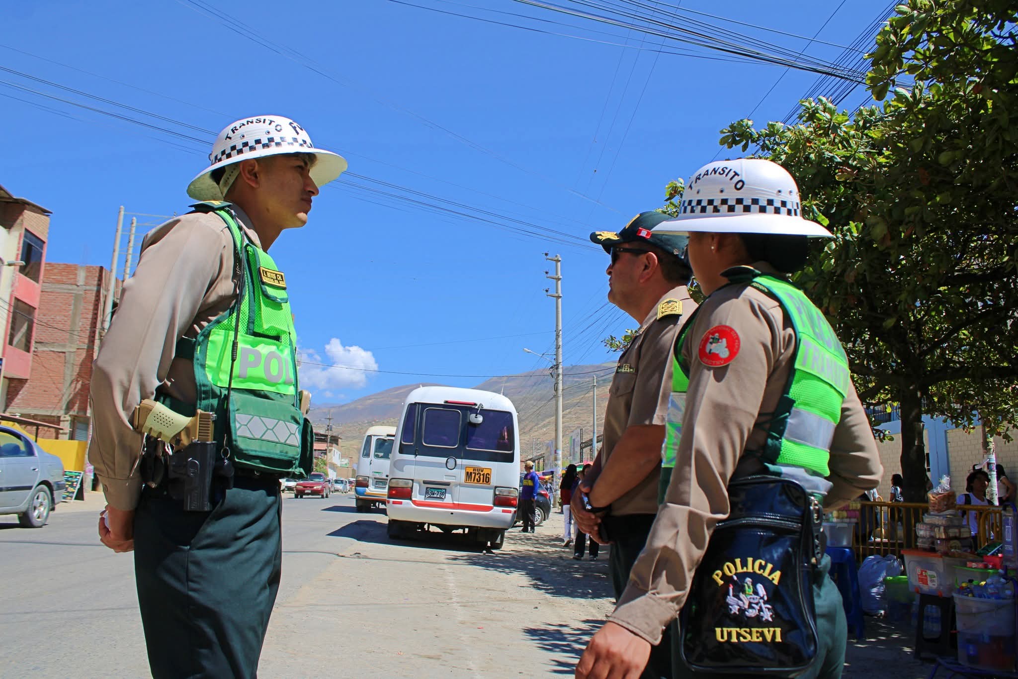 Refuerzan control de tránsito en alrededores de la Universidad de Huánuco