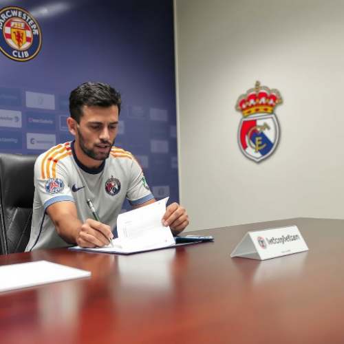 Yan Diomande elige al PSG y deja al Liverpool sin su fichaje estrella