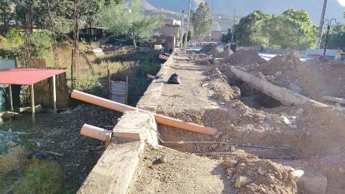 Tubería colapsada en El Tingo deja sin agua a vecinos y expone fallas entre SEDA y la comuna