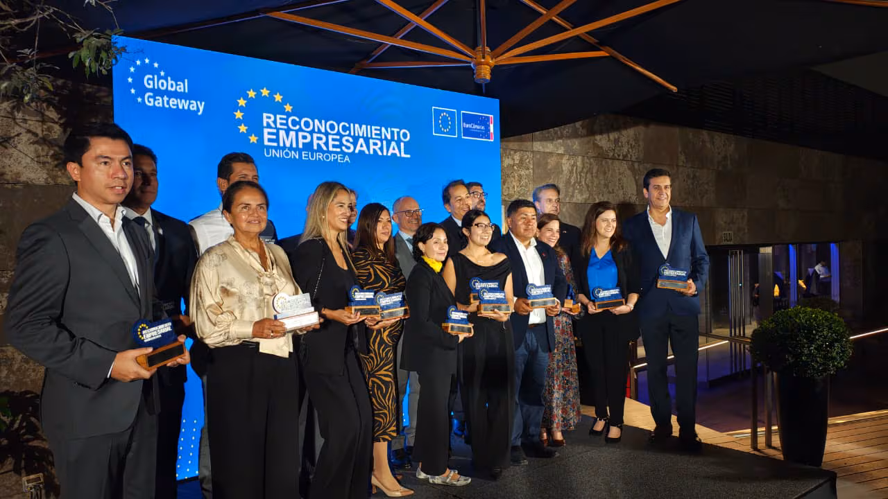 UE certifica a 14 empresas peruanas por gestión ambiental; contaminación vehicular causa 10 mil muertes al año