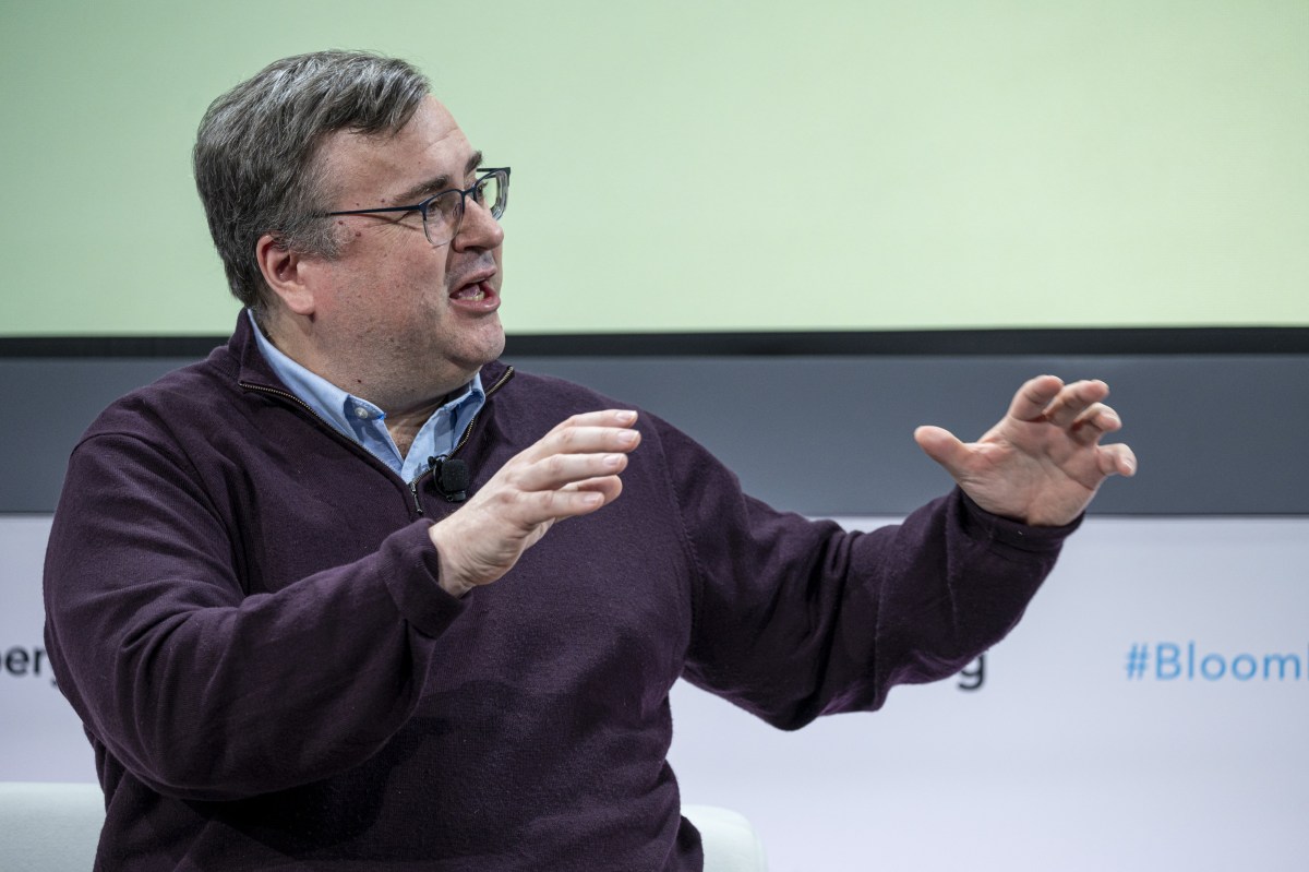 Reid Hoffman abandona el consejo de Microsoft para unirse a Manus