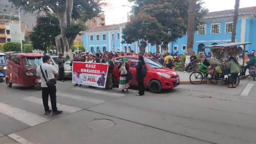 Juntos por el Perú realiza plantón en Huánuco y denuncia presunta manipulación de votos