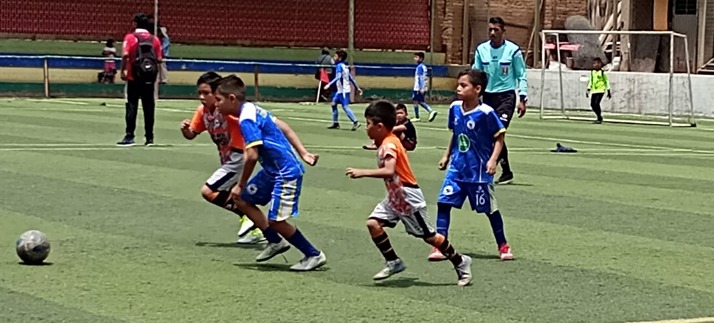 Mundialito sub-12 entra en acción