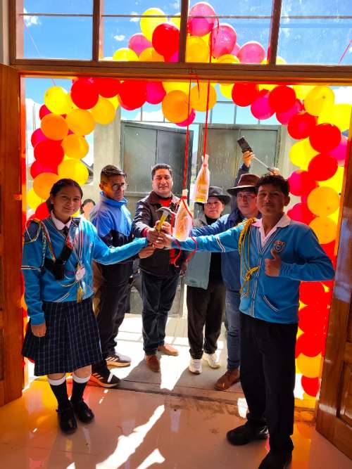 Chavinillo inaugura auditorio escolar tras dos años de espera en Yarowilca