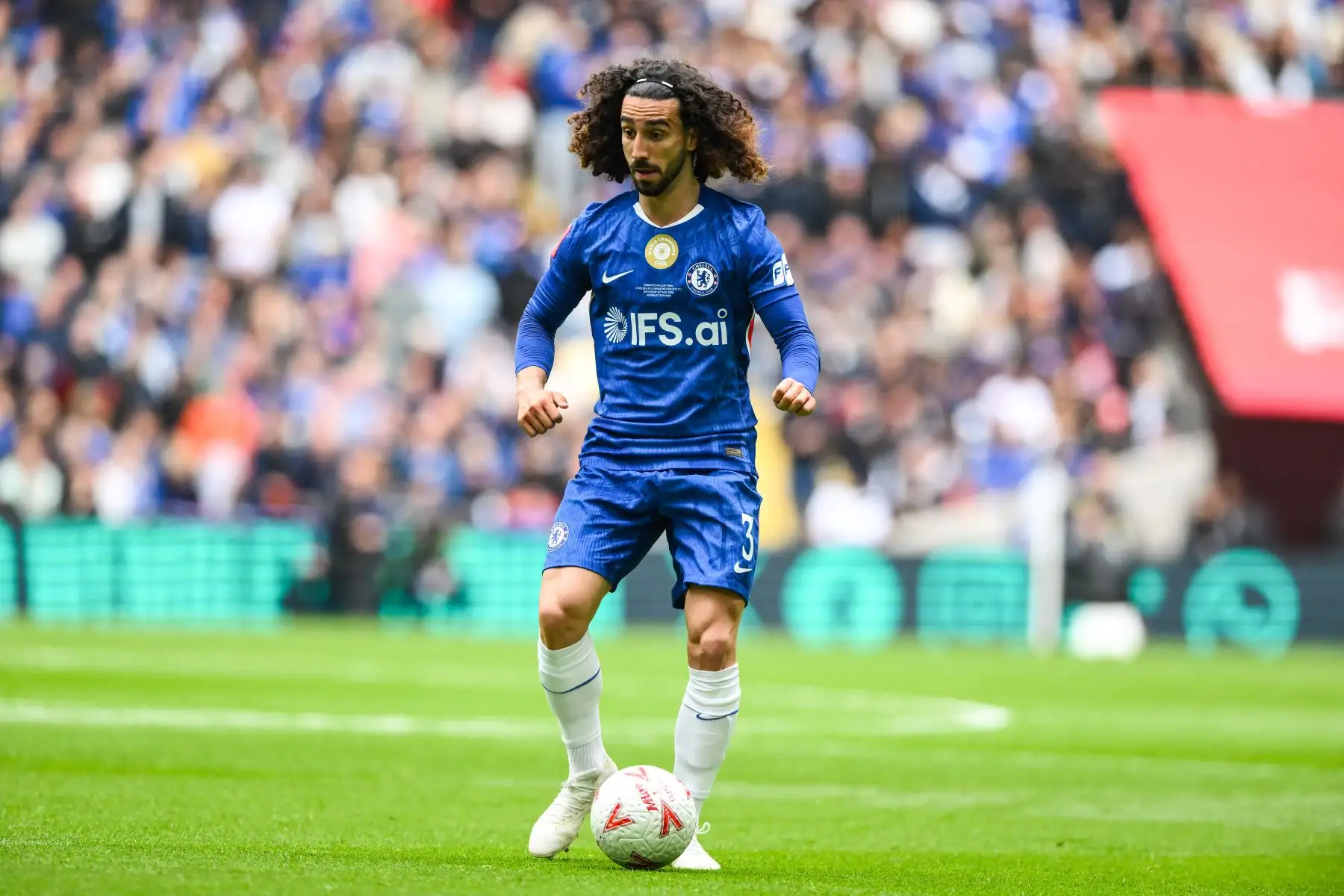 Real Madrid habría cerrado fichaje de Marc Cucurella por 63 millones de dólares