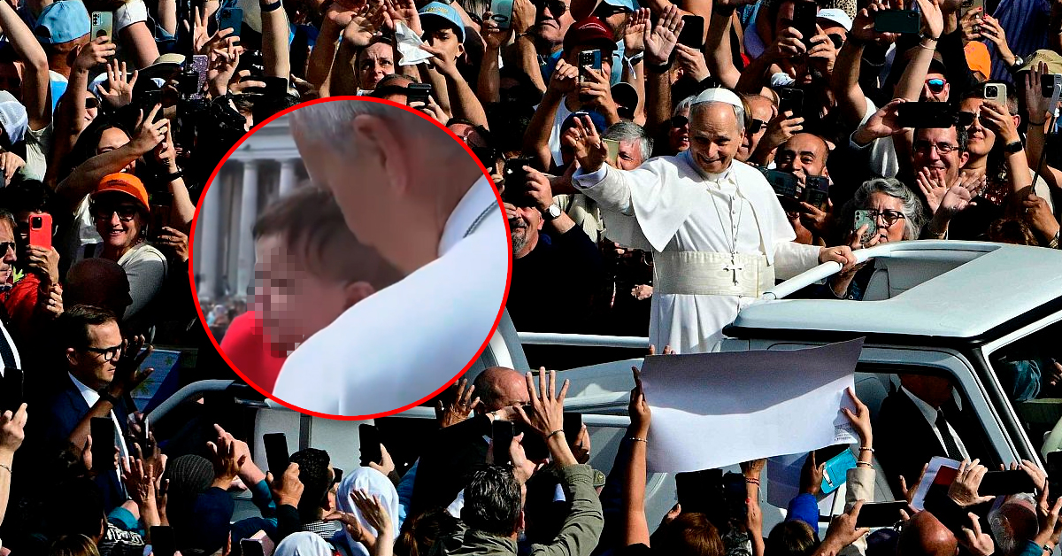 El Papa León XIV conmocionó al bendecir a un niño peruano disfrazado de él
