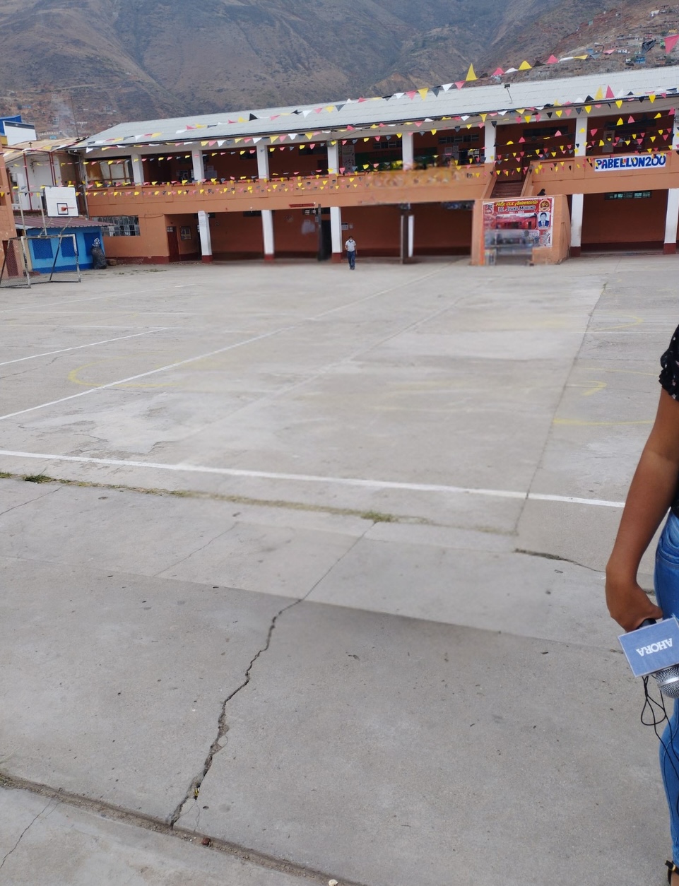 Expediente del colegio Juana Moreno tiene empresa ganadora, pero aún espera contrato