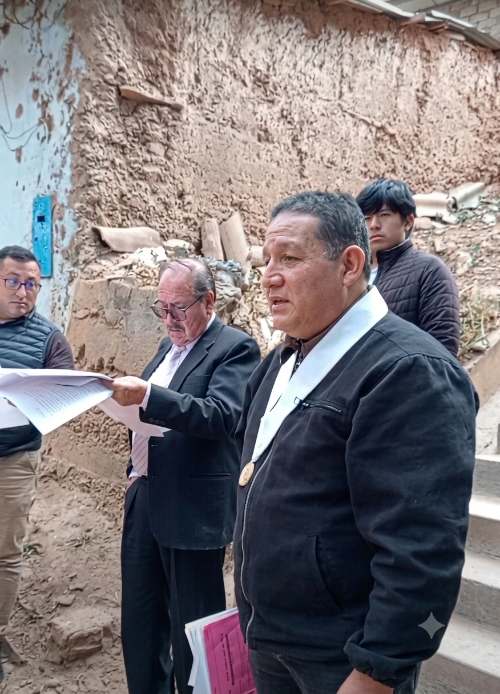 Juzgado inspecciona pasaje Florida por presunto bloqueo de acceso a un lote