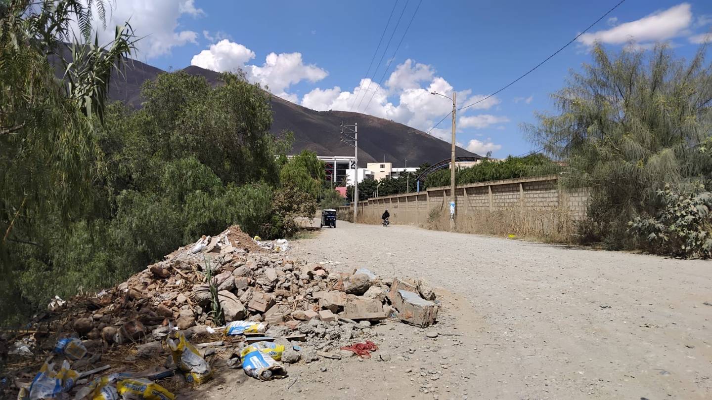 Vecinos reclaman asfaltado pendiente en vía que conecta Cayhuayna con Amarilis