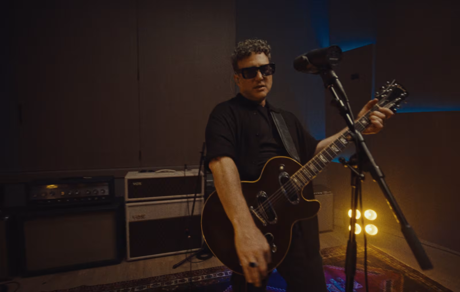 Jeffry Fischman presenta nueva versión de 'En esta habitación'