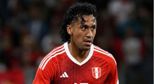 Selección Peruana sorprende con saludo de cumpleaños a Renato Tapia pese a distanciamiento