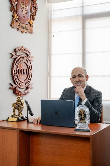 Designan a Luis Enrique Moscoso Ortiz como director de la Red de Salud Leoncio Prado