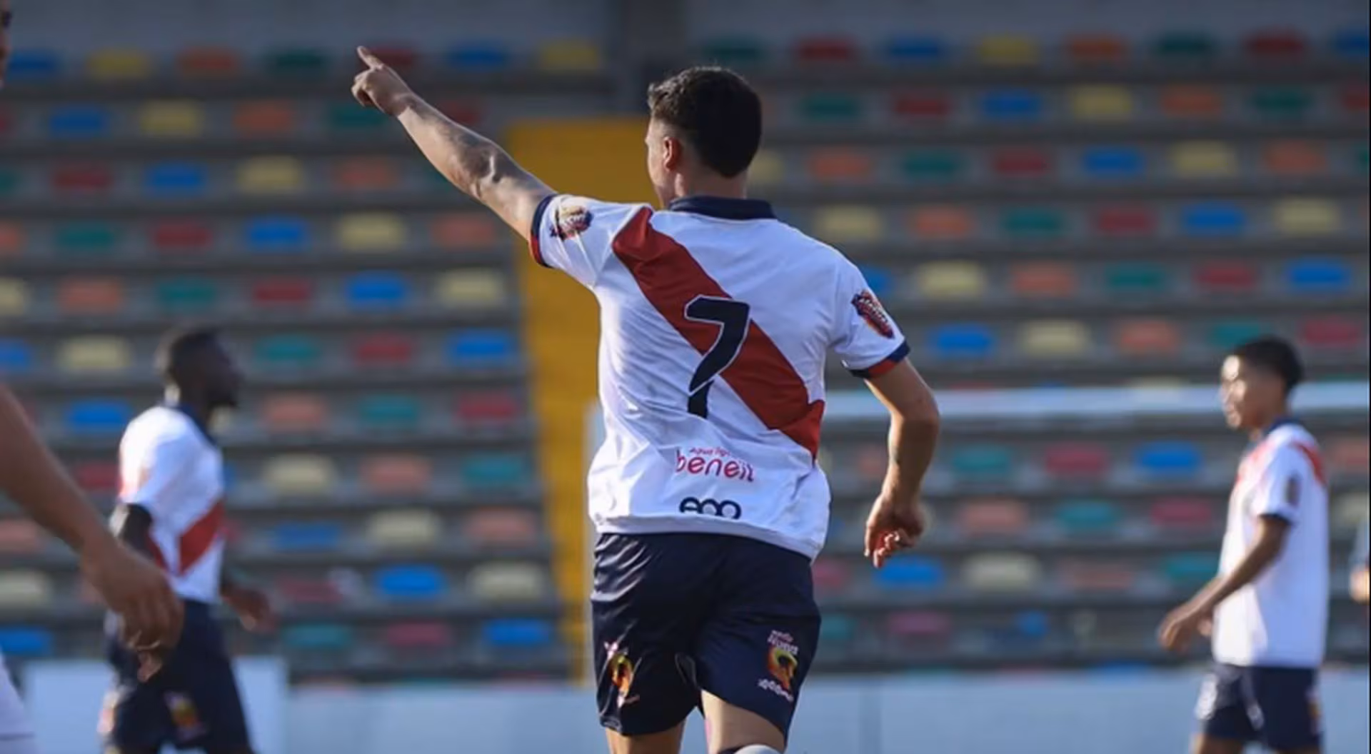 Deportivo Municipal vuelve a competencia oficial este domingo en la Copa Perú