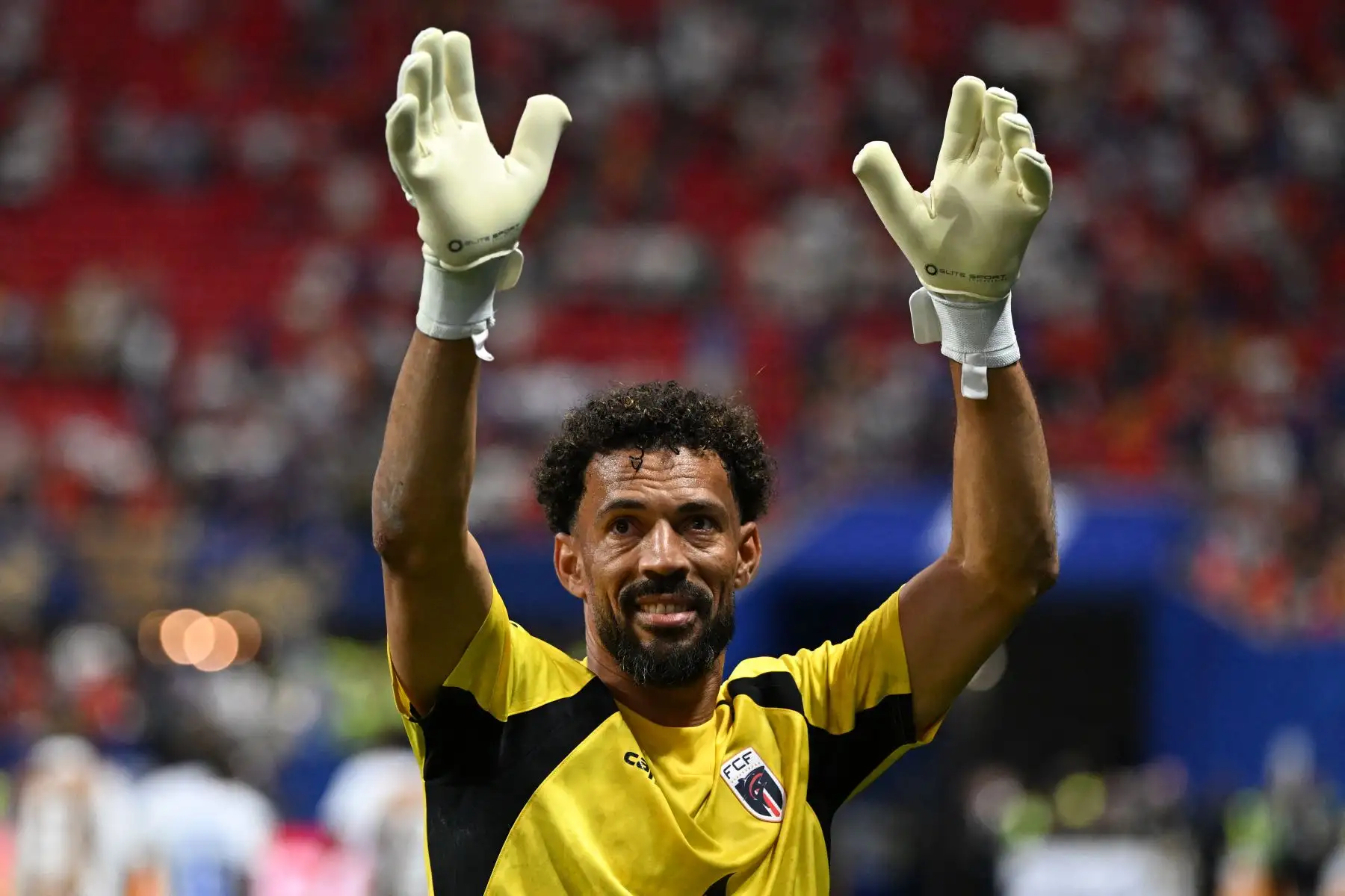 ANFP aprueba que 'Vozinha' use su apodo en la camiseta de Colo Colo