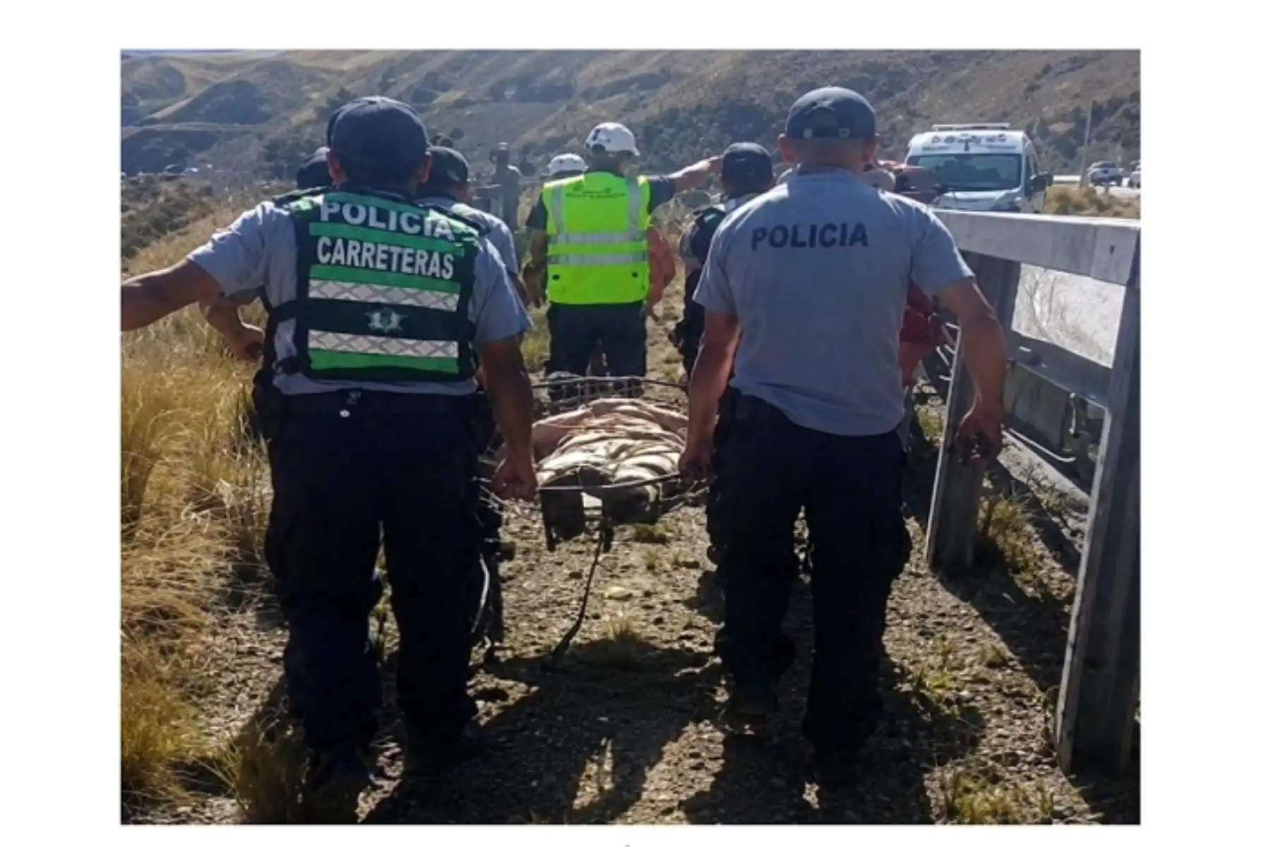 Tragedia en la Carretera Central: conductor fallece y mujer resulta herida tras caer a río