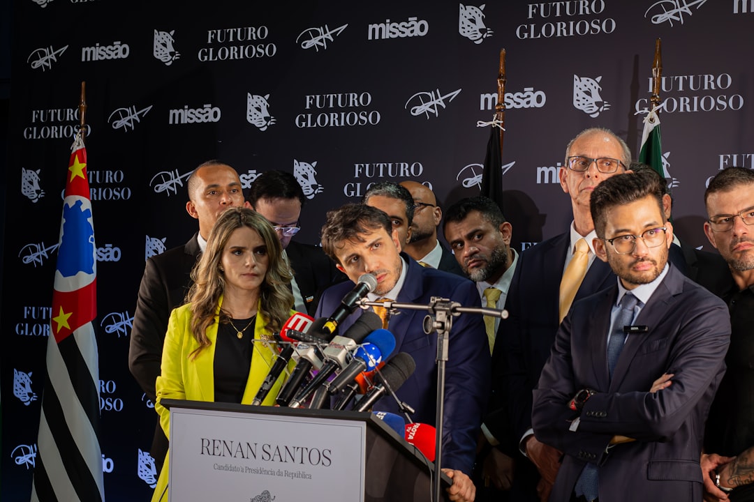 Pedro Porro anuncia que se casa con María Hurtado tras ganar el Mundial