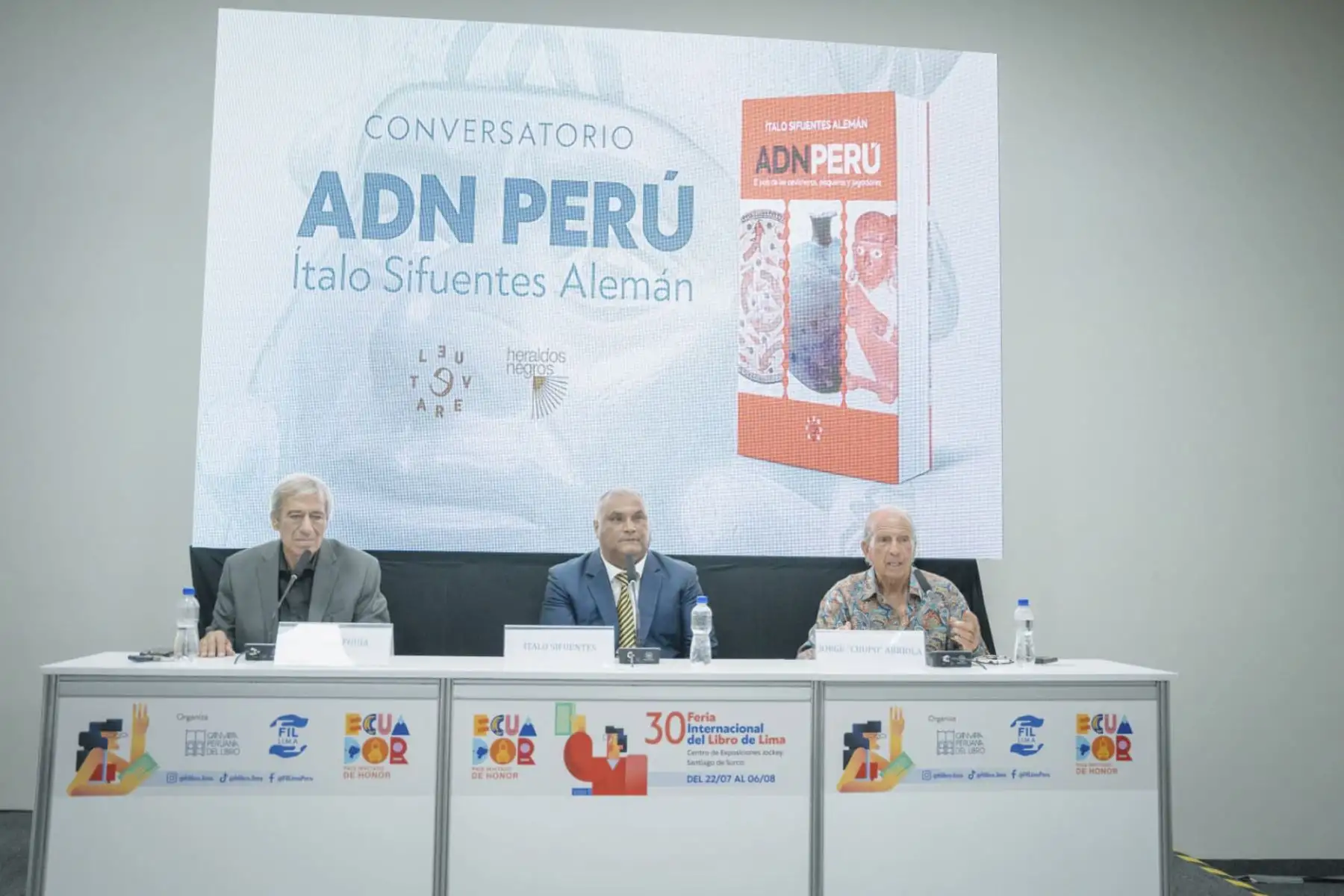 FIL 2026: libro "ADN PERÚ" revela que el fútbol se jugaba en el Callao desde 1832