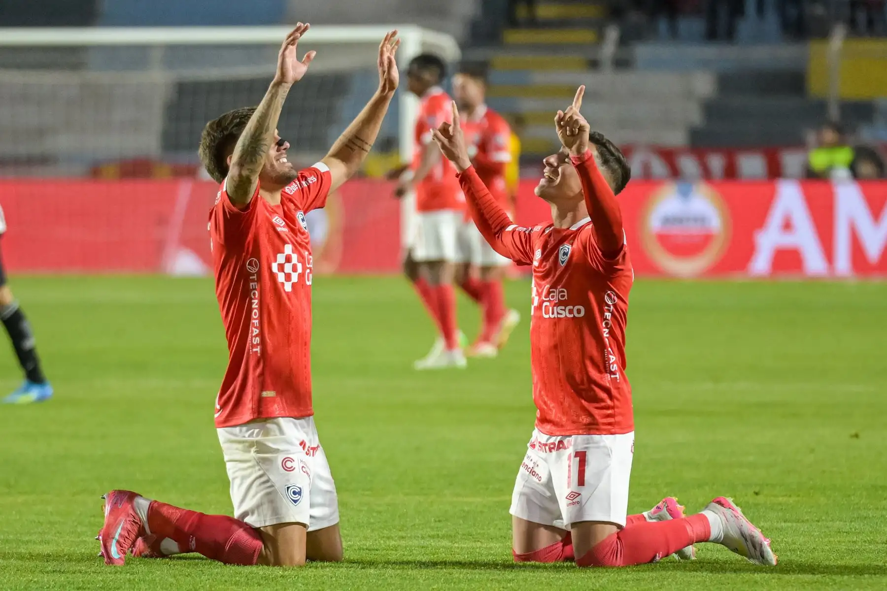 Garcés o Succar: el dilema de Melgarejo para el once de Cienciano ante Botafogo