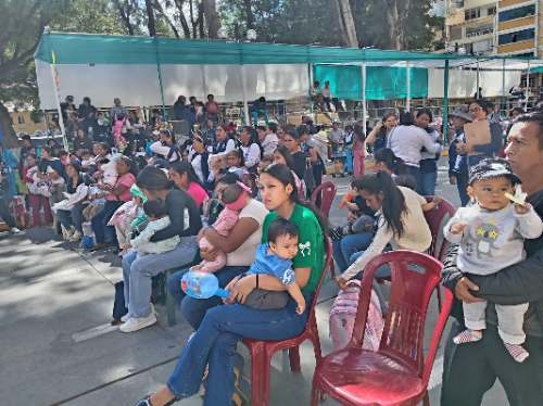Concurso de bebés de hasta 12 meses promueve la lactancia materna