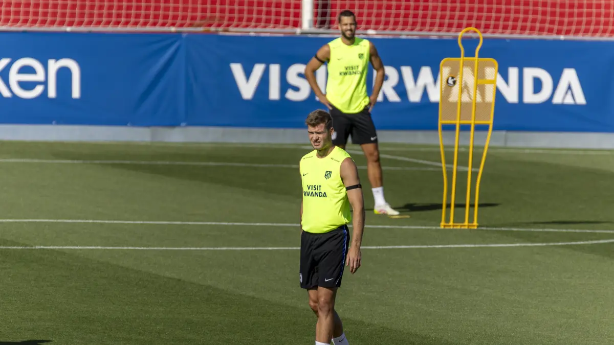 Julián Alvarez se entrena por su cuenta en Majadahonda y el Atlético insiste: no está en venta