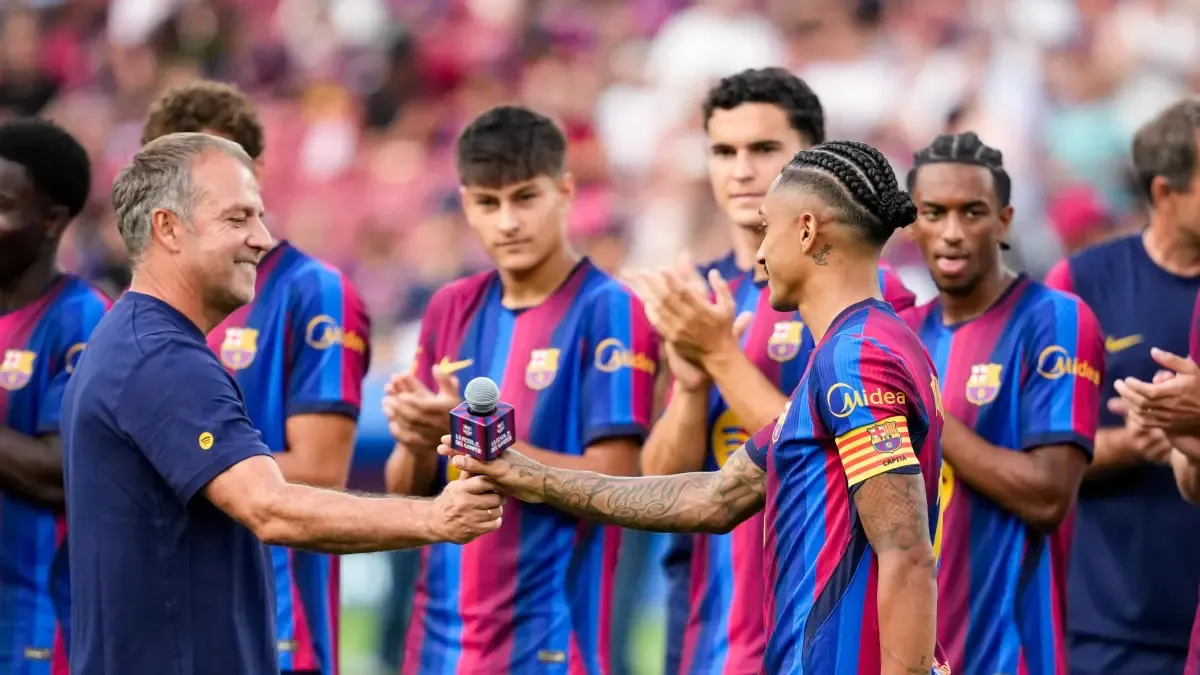Ovación a Rodri y pitos para De Jong en la presentación del Barcelona