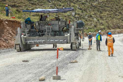 MTC aprueba estudio ambiental e impulsa ejecución de la carretera Oyón-Ambo tramo III por más de S/775 millones