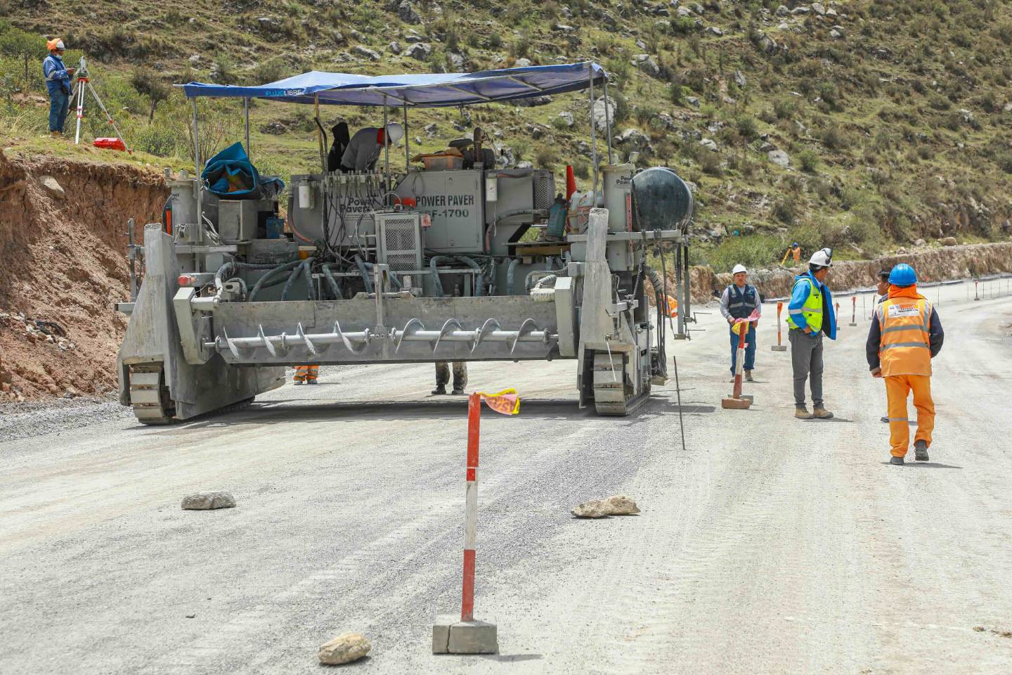 MTC aprueba estudio ambiental e impulsa ejecución de la carretera Oyón-Ambo tramo III por más de S/775 millones