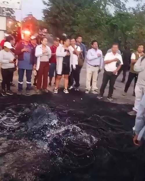 Huelga indefinida bloquea carretera Federico Basadre y acceso a Tournavista