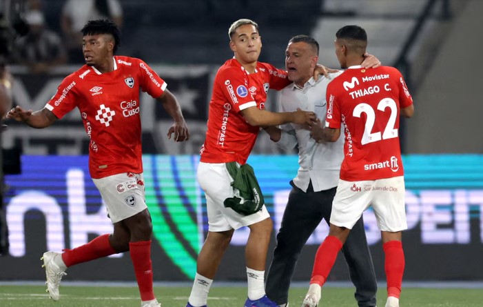 Pelea empaña clasificación de Cienciano