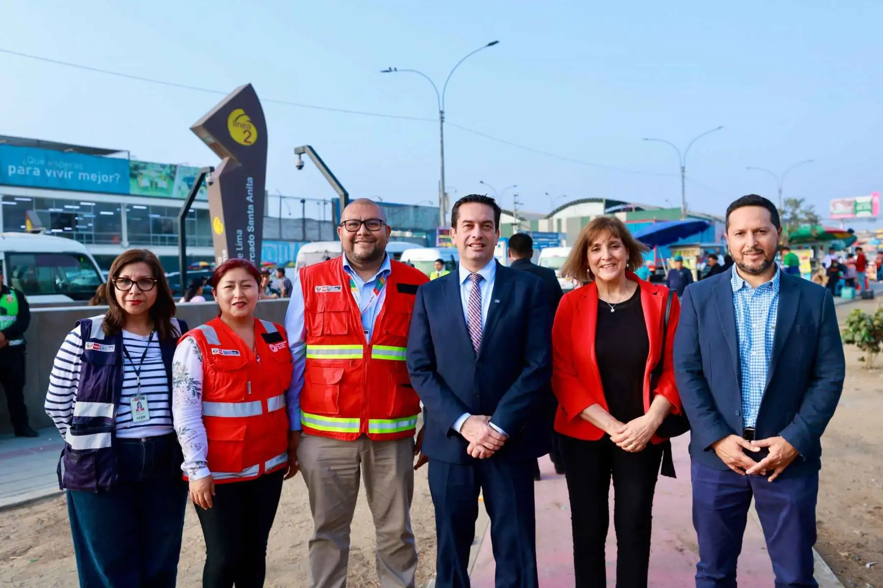 Presidente del Congreso inspecciona Etapa 1A de la Línea 2 del Metro y pide reducir tramitología