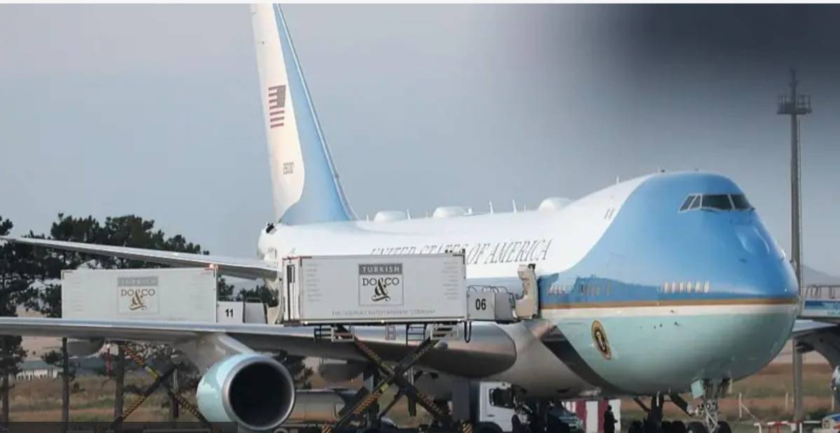 Trump cambió de avión oculto en un contenedor ante amenaza iraní