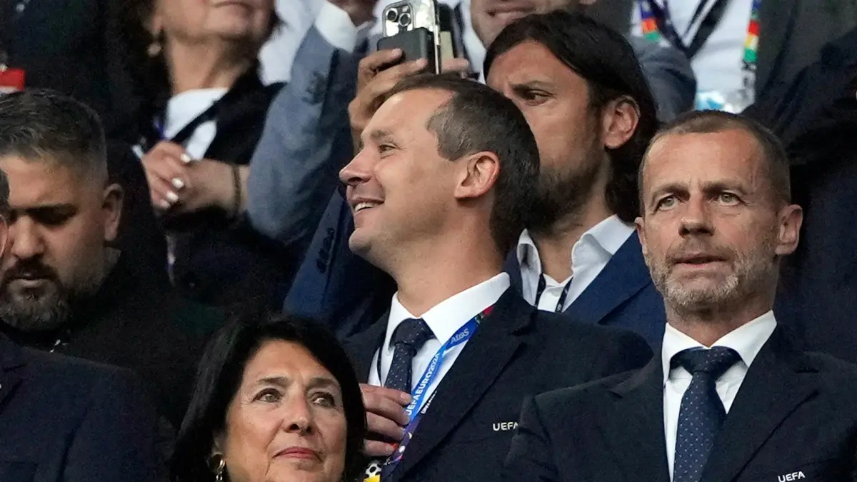 FIFA cesa a Kevin Lamour, alto directivo que criticó a Infantino